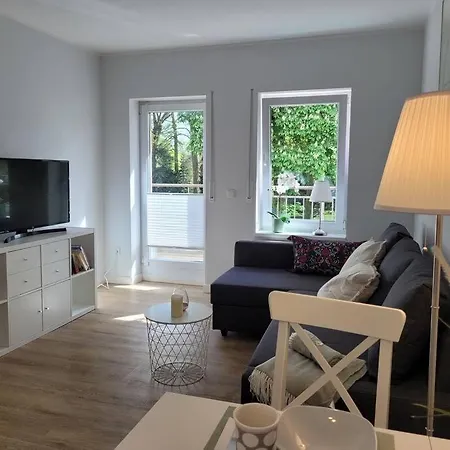 Mit Blick In Den Emsseepark * Warendorf