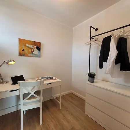 Mit Blick In Den Emsseepark Apartment